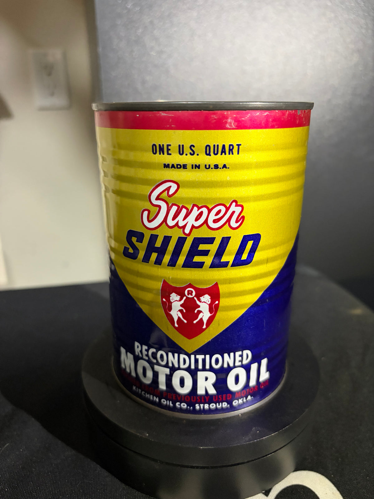Super Shield Reconditioned Oil Can