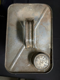 Northland 2 gallon oil can