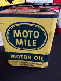 Moto Mile 2 Gallon oil can