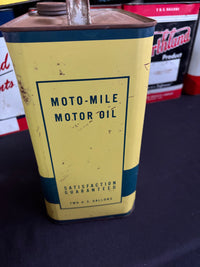 Moto Mile 2 Gallon oil can