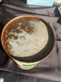 Wakefield Castrol Full oil can