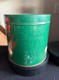 Wearwell oil radio has cup grease 5lb