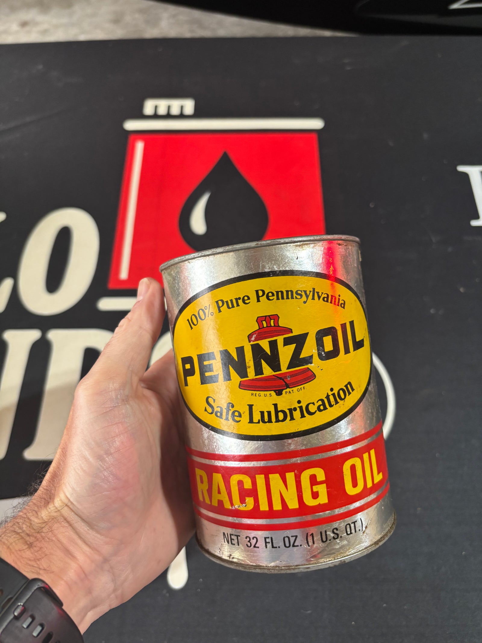 Pennzoil racing composite oil can