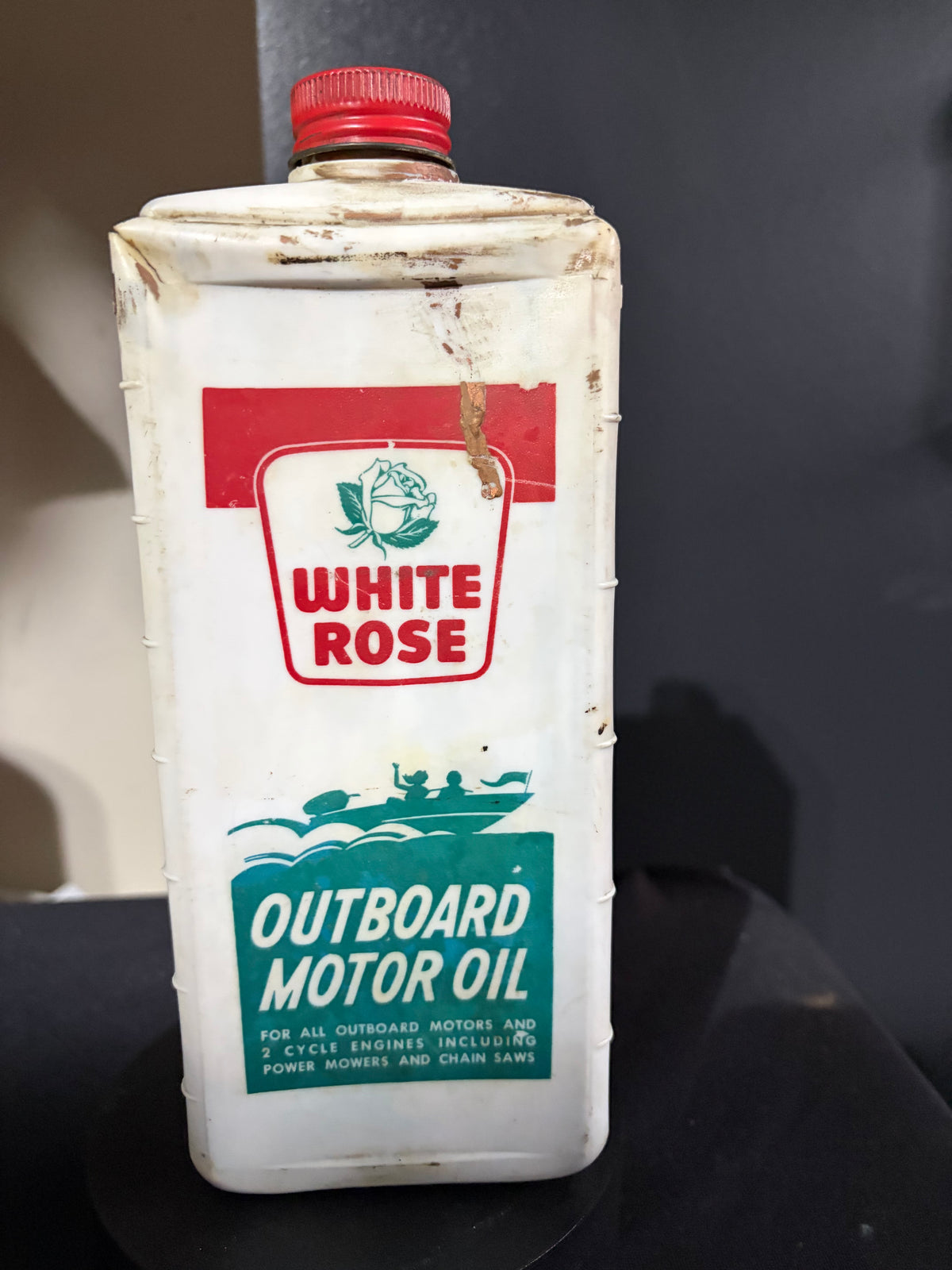 White Rose Outboard Oil