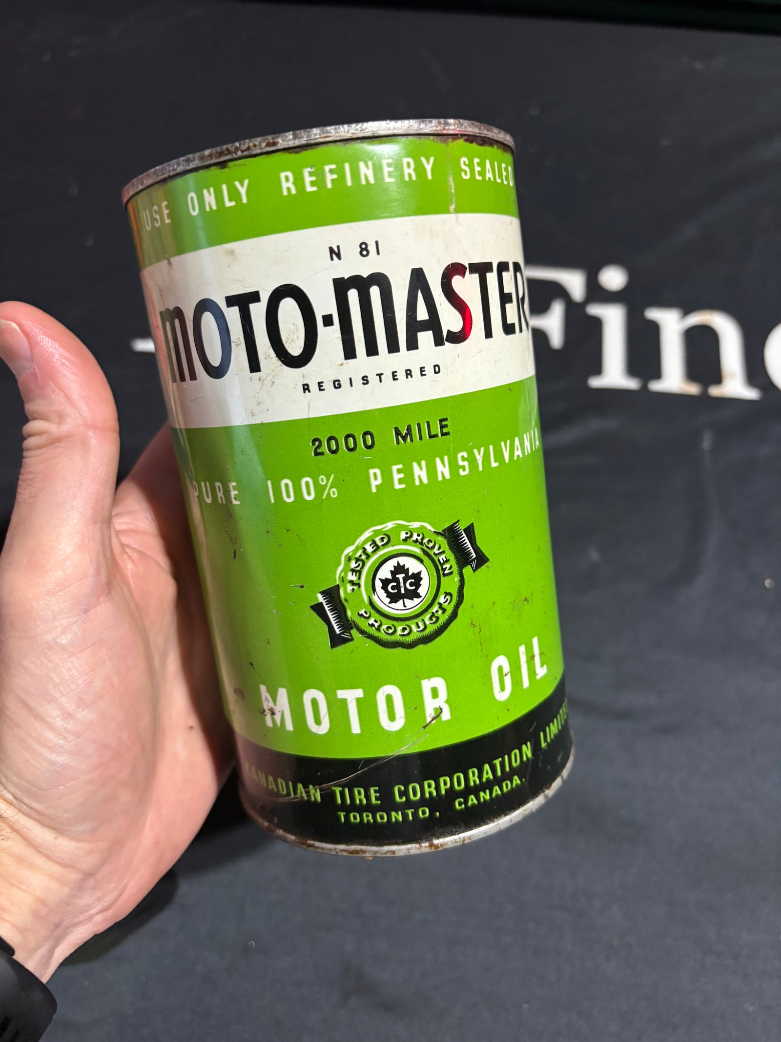 Motomaster CTC oil can
