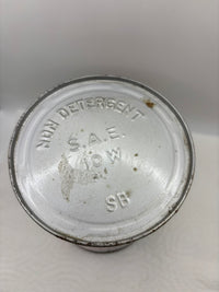 Wolf's Head Oil Can