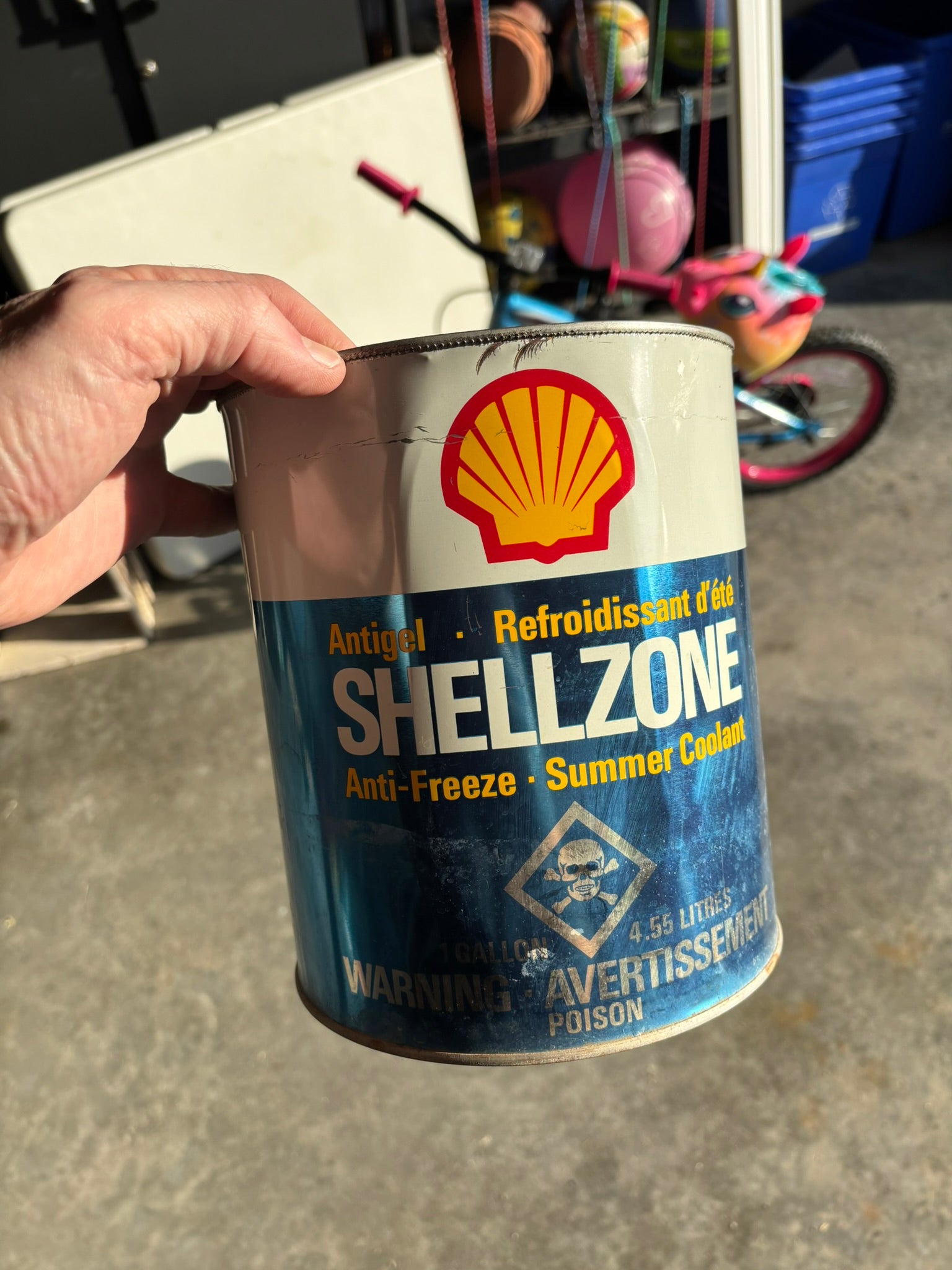 Shell Shellzone Antifreeze Can (1 Gallon)