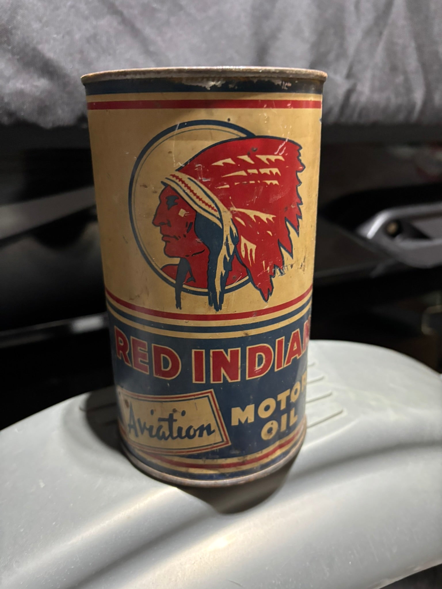 Red Indian Aviation Oil Can (Quart) (no lid)