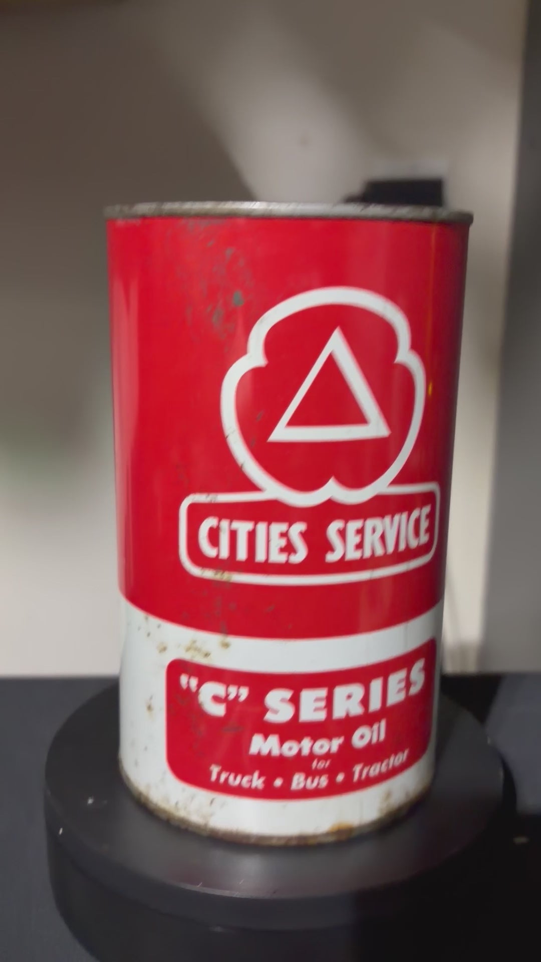 Cities Service “C Series” Truck Bus Tractor Full Imperial Quart Oil Can