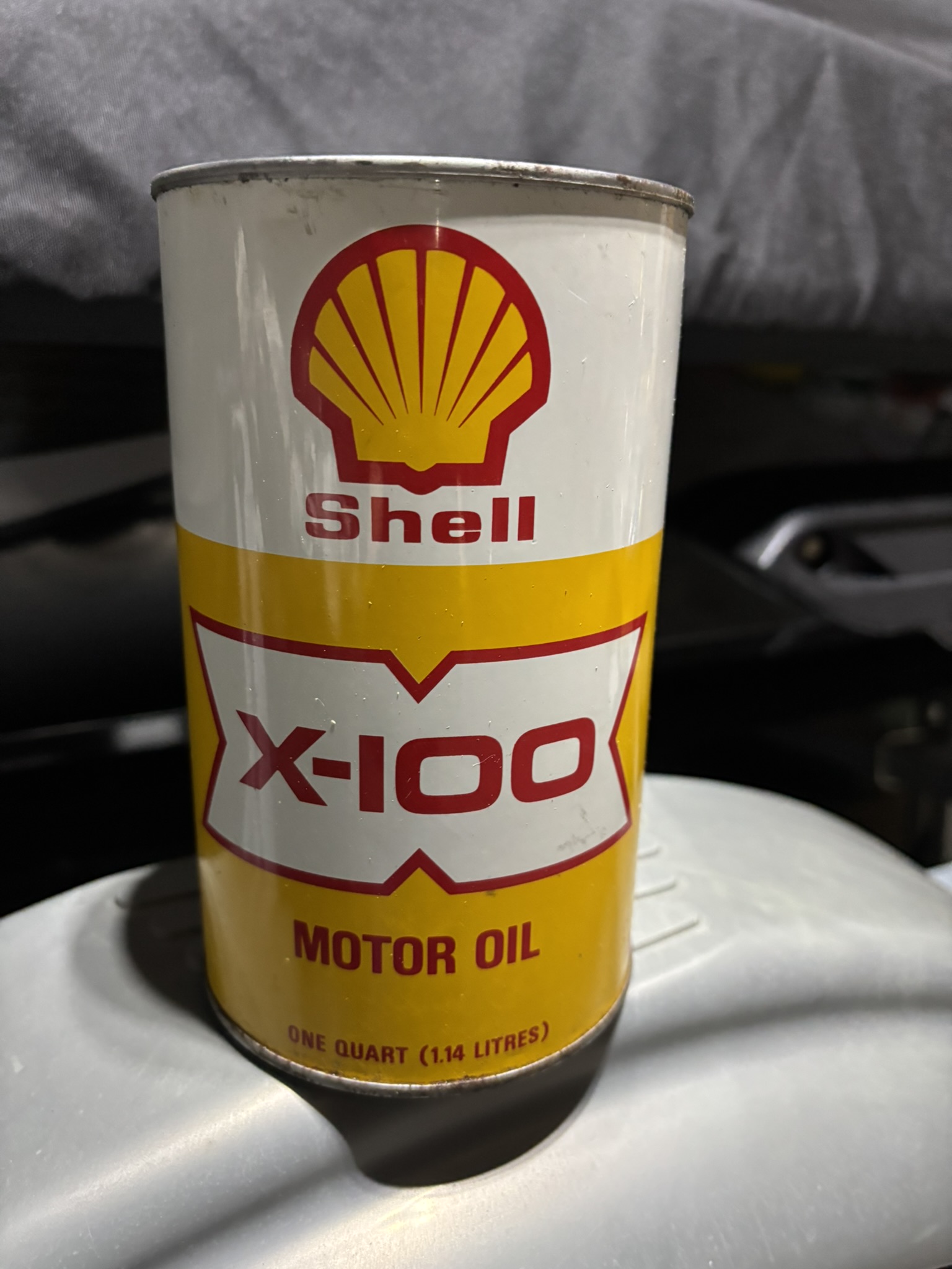 Shell X-100 Oil Can (Quart)