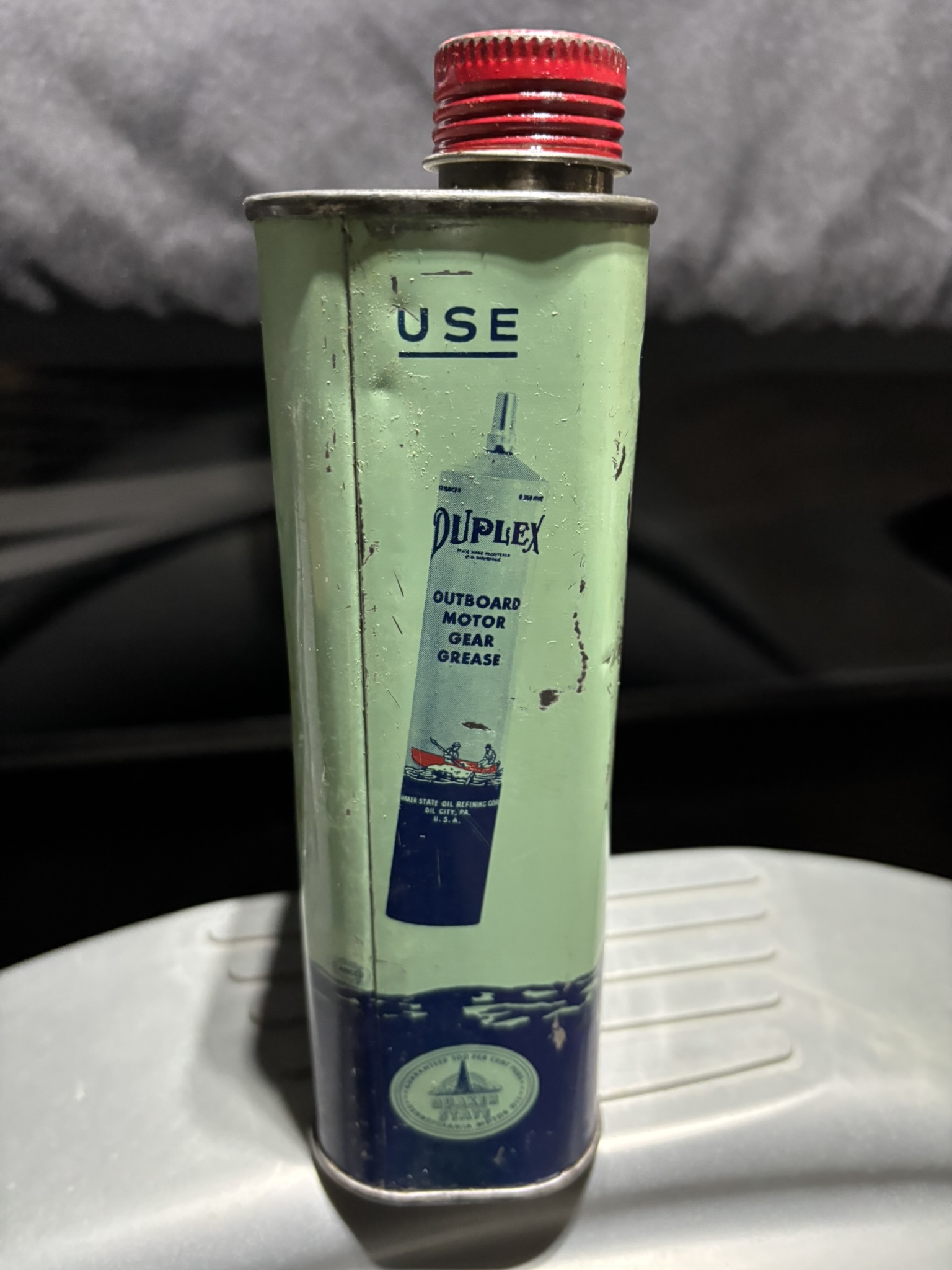 Duplex Outboard Oil Can (Quart) - Image 4