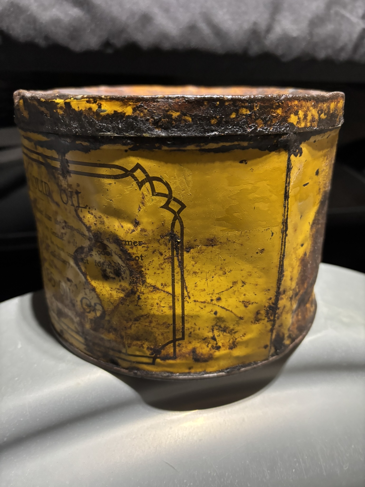 Buffalo Solid Oil Can - Image 4